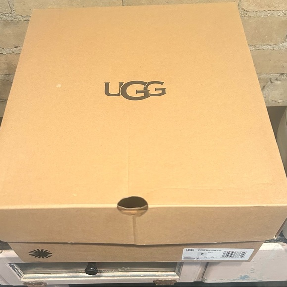 UGG Women's Light Gray Platform Boots - Picture 2 of 7